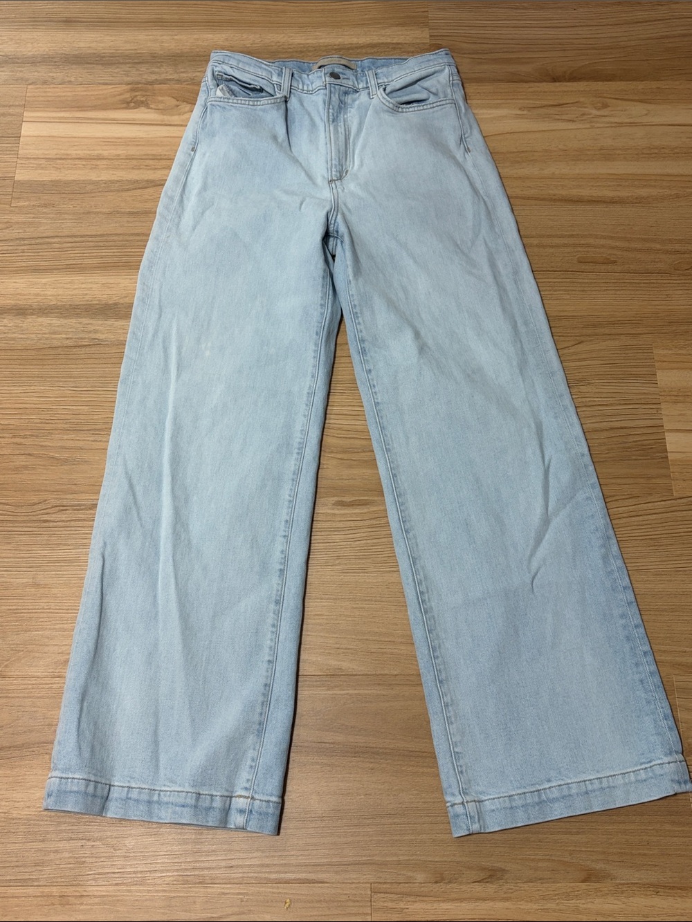 Joe’s Jeans The Mia High Rise Wide Leg Light Wash Feelin Sparks Jeans Size 30